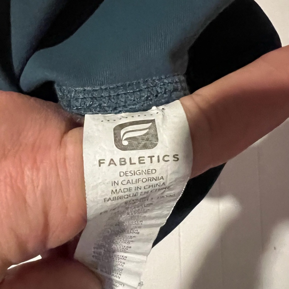 Fabletics Ruched Leggings - Picture 5 of 6